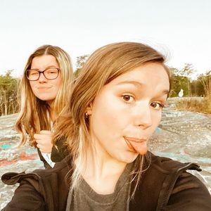 Meet your Posher, Riley